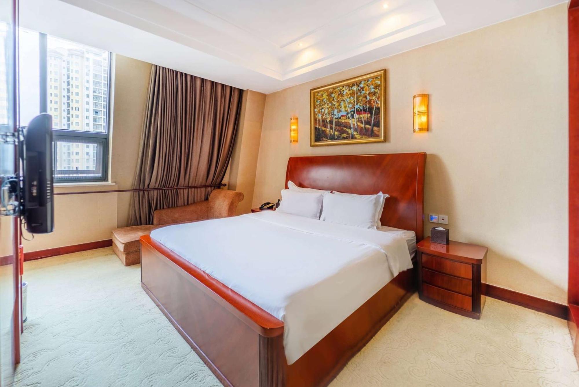 Ramada Plaza By Wyndham Chongqing West Hotel Exterior foto