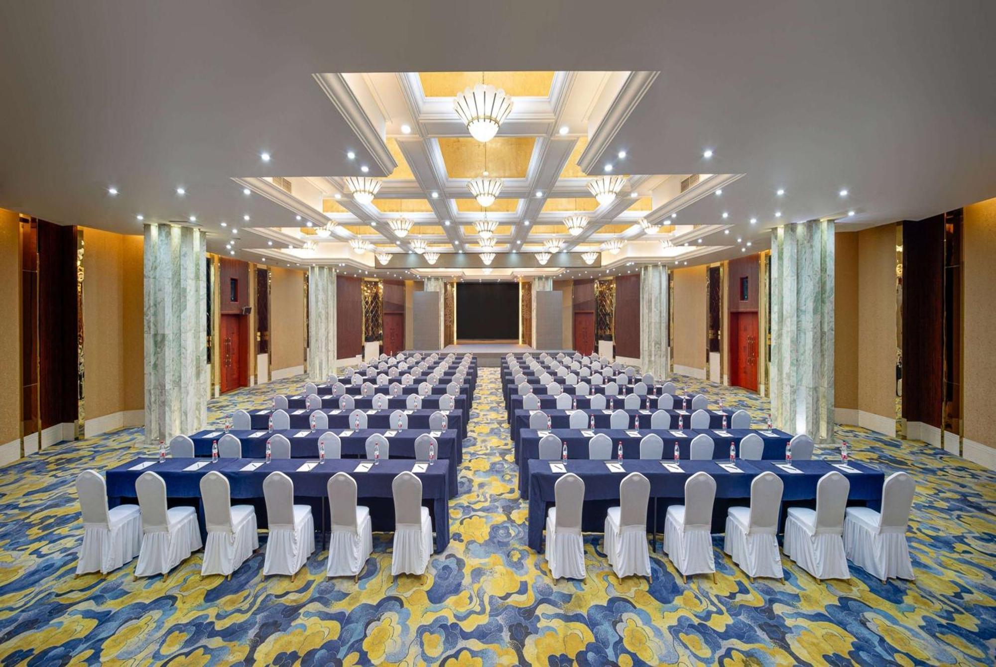 Ramada Plaza By Wyndham Chongqing West Hotel Exterior foto